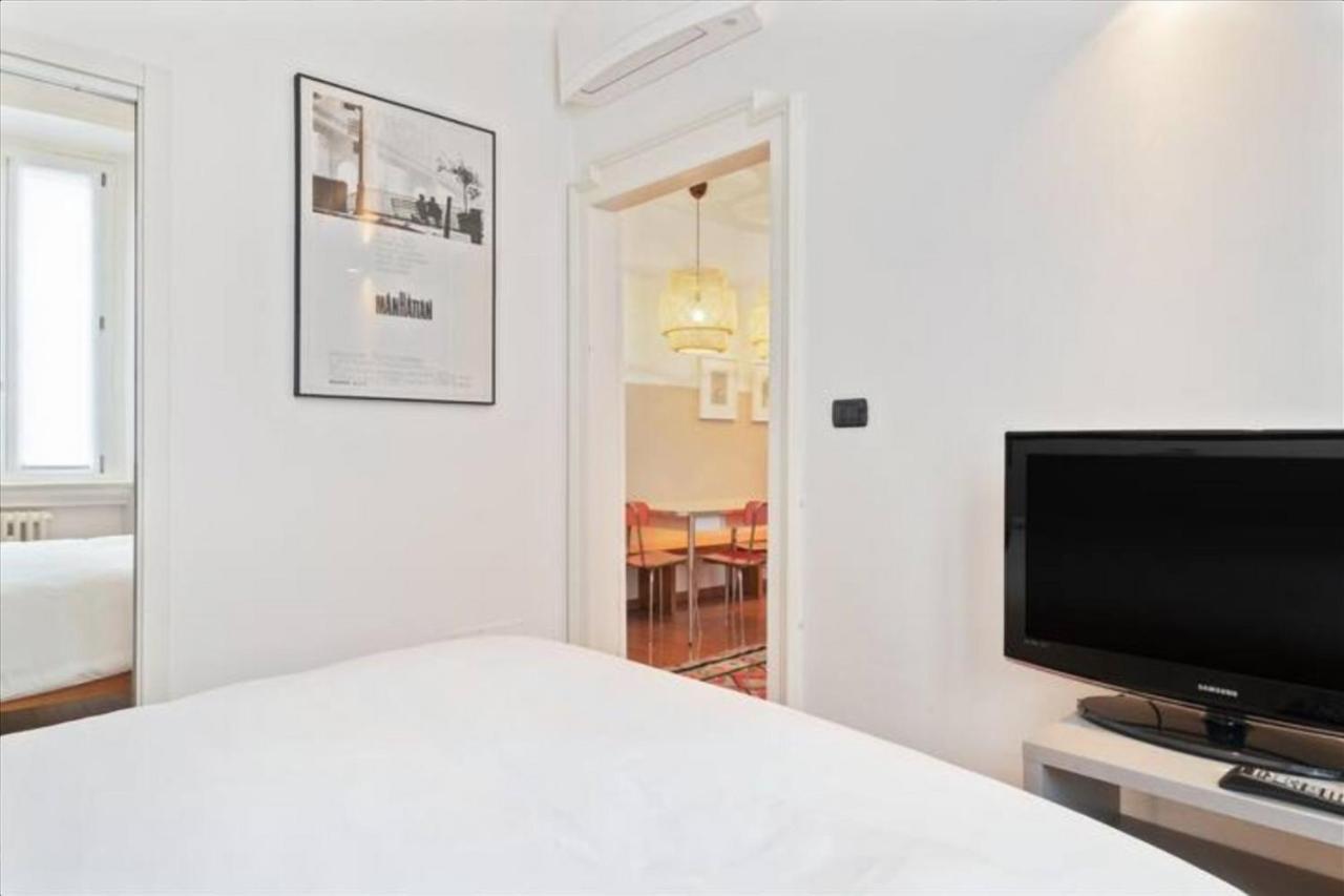Apt Milano-Porta Romana Nearby Bagni Misteriosi Dış mekan fotoğraf